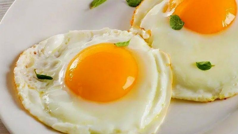 Trứng chiên bao nhiêu calo? Mẹo ăn trứng chiên không bị tăng cân 1