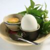 Ăn trứng vịt lộn xả xui được không? Mẹo giải đen đơn giản cho các chủ cửa hàng